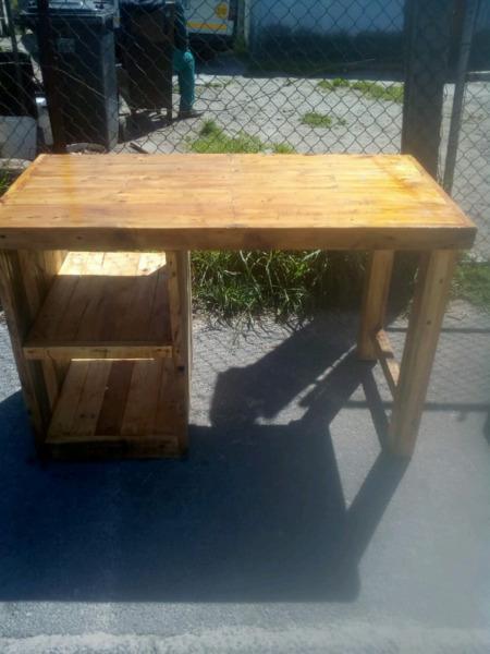 Rustic Pallet home furniture