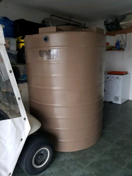 2500l Eden Water Tank