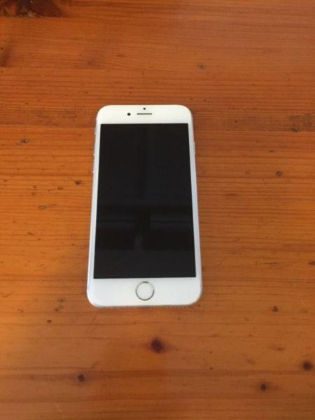 IPhone 6s 64gb Good Condition (No Scratches)