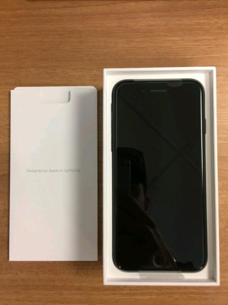 Brand New Iphone 7 With Box Black in Color