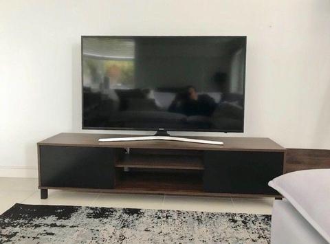 TV - Ad posted by Sarah