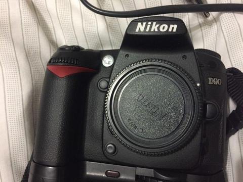 Nikon d90 in pristine condition