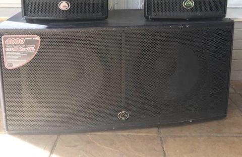 Wharfedale subwoofer 2x18inch Impacts