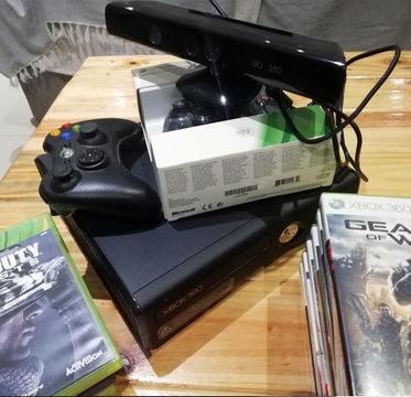 Xbox 360 + Games + Kinect + HDD + 2 Controllers
