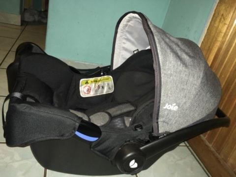 Joie Gemm car seat and base