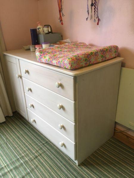 Compactum / Baby changing table