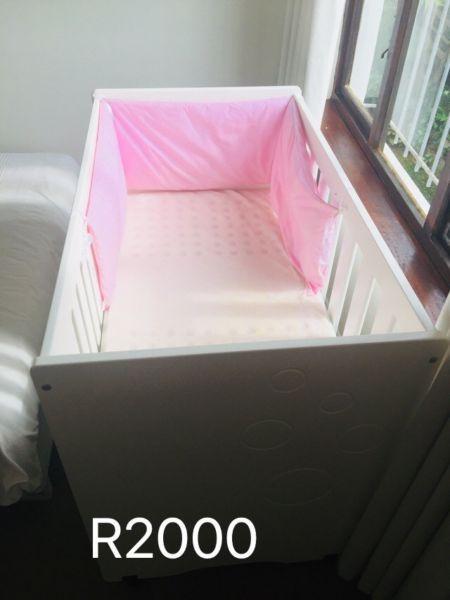 Baby cot with Extras