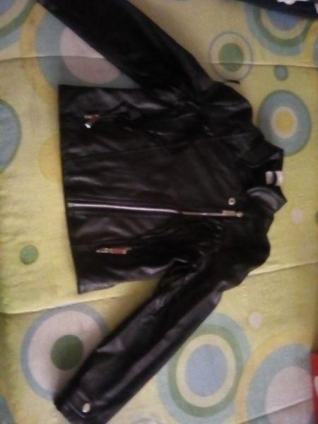 9/10 girls black leather jacket