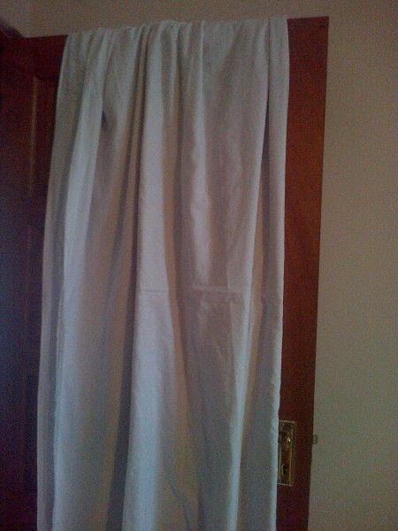 2 x light curtains with lining