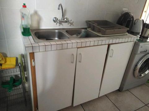 Kitchen sink and unit