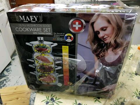 MAFY 16 Piece cookware NEW