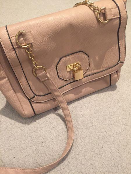 Handbags - brown , black and baby pink