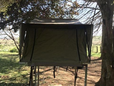 Echo 4x4 roof top tent