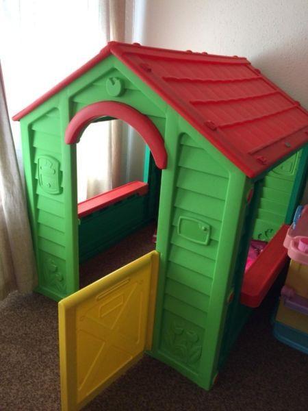 Keter kids play house