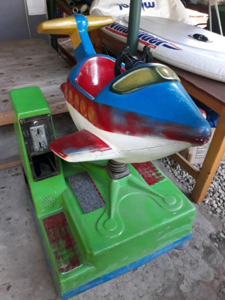 Kiddies coin operated jet in working condition