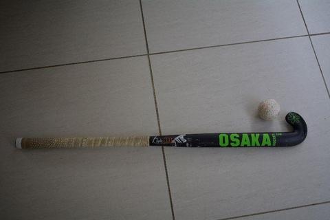 Osaka low bow hockey stick (clyde) plus glove, bag and ball
