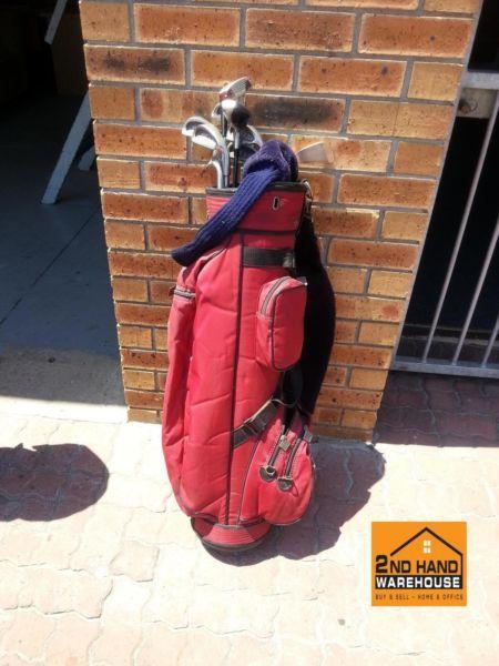 Golf clubs and caddy - Different types