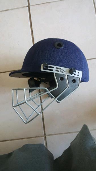 GM cricket helmet