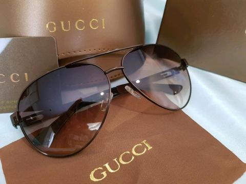 Unisex Gucci Sunglasses for Sale