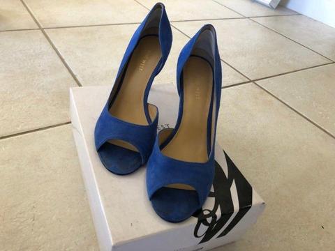 Buy NINE WEST Cobalt Blue kitten heels (Size: 6 UK / 39 EU / 8 US)