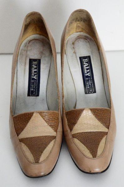 SALE! Vintage Bally Leather Shoes (Size 3.5)