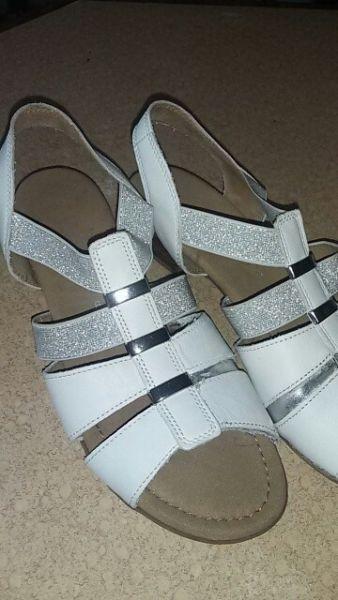 Gabor Summer Sandals White and Silver size6