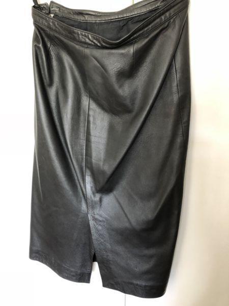 Classic Genuine Leather Skirt (Size 36)
