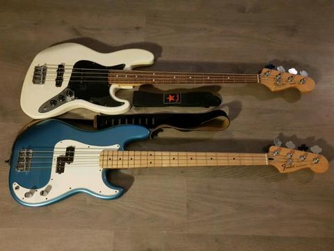 Fender Mexican P + J Bass with straps and 1 soft case