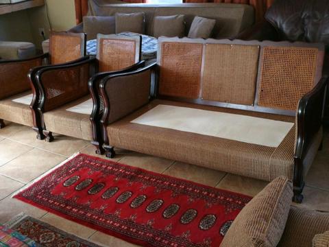 Stunning VINTAGE collectible lounge or patio set!