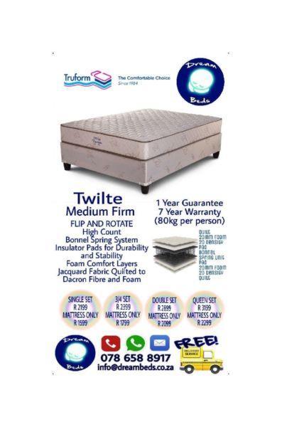 FREE DELIVERYTwilte. QUALITY Double Mattress and Bed Base R 2 899