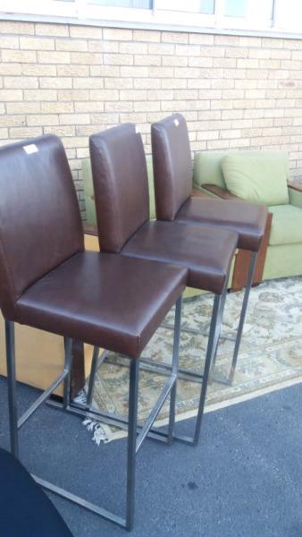 3 genuine leather bar stools