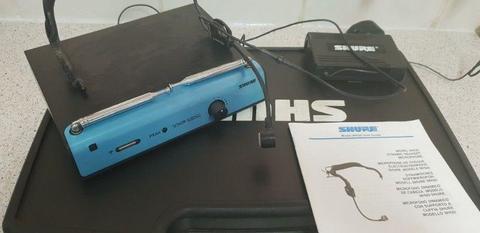 Shure WH20 Wireless Headset and Receiver