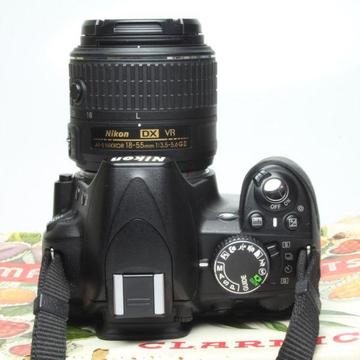 Nikon D 3100 body with Nikon 18-55 VR lens - Image stabiliser