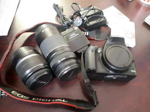 Canon EOS 500 D camera with extras