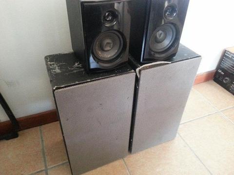 4 Speakers for Sale (R150 for the Small and R200 for the Large)