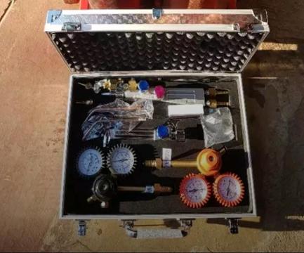 Portapak cutting and brazing torch kit