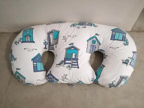 Twin feeding pillow & baby's nests