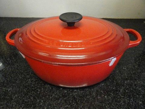 Le Creuset Signature Oval Casserole 4.7L