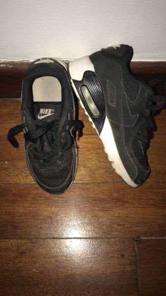 Second Nike boys shoes
