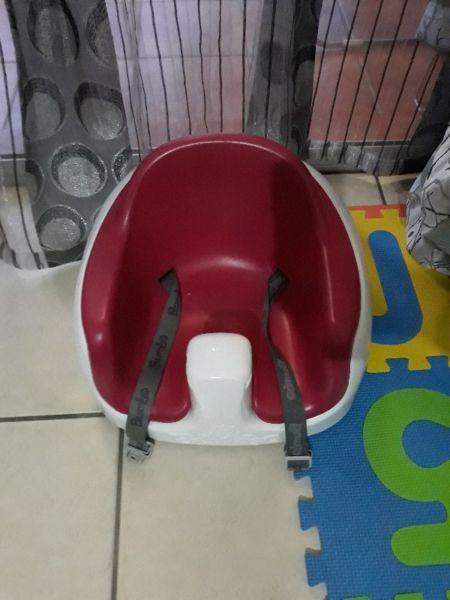 Baby feeding chair