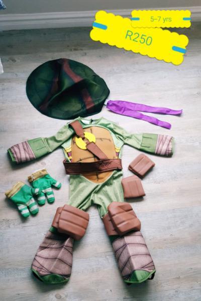 Kids costumes for sale