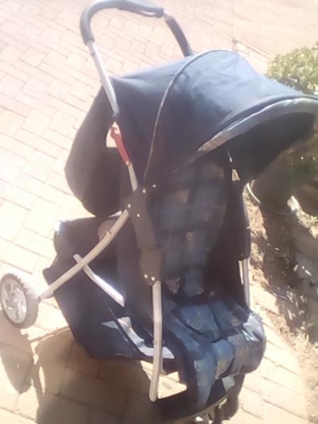 Baby and toddler stroller