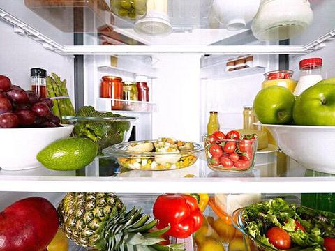 Repair fridges and re gas on site