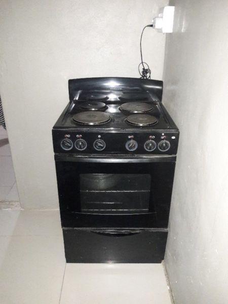 4 plate defy oven and stove