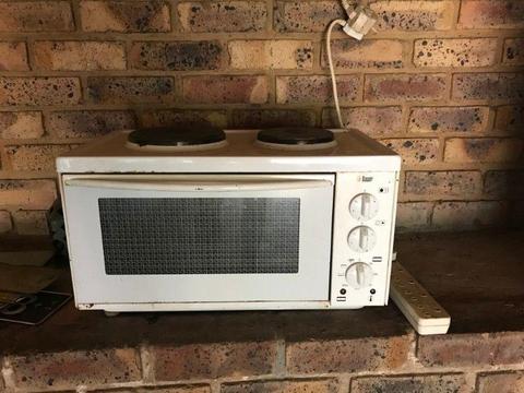 BAUER mini oven with 2 stoves (Camping)