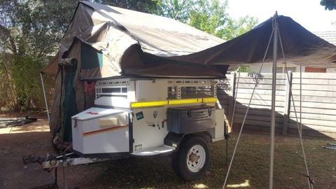 Venter Bushbaby complete with Echo Rooftop Tent and various other items
