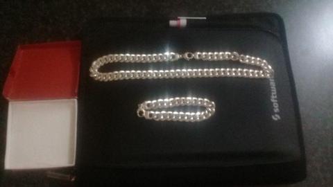 100% pure silver nek chain and bracelet