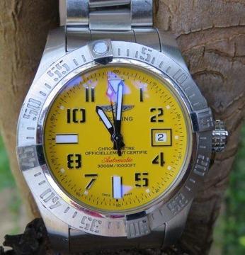 **SILVERTRUST** Breitling Avenger II Seawolf