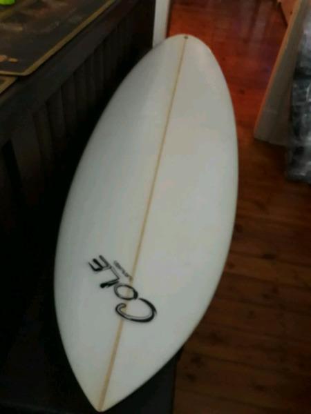 Surfboard, Cole