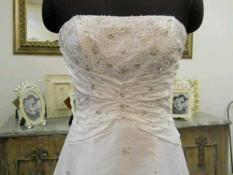 Wedding Dresses For Sale R1500